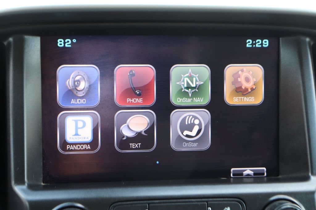 Used 2015 Chevrolet Colorado LT w/ Luxury Package RWD image 31
