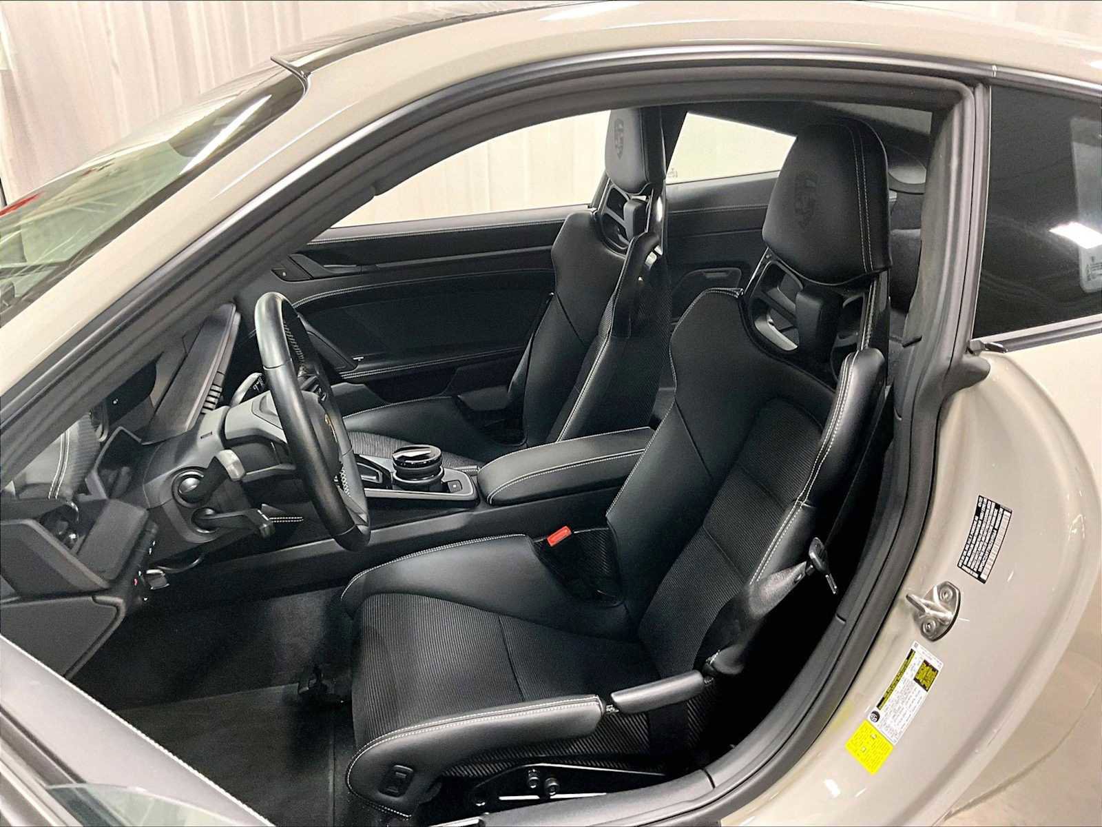 Used 2022 Porsche 911 GT3 image 8