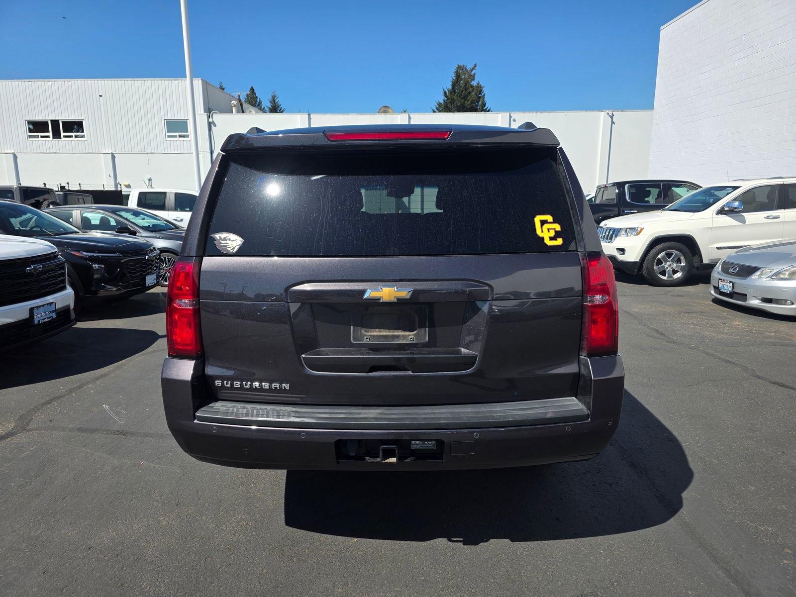 Used 2016 Chevrolet Suburban LT AWD/4WD image 6