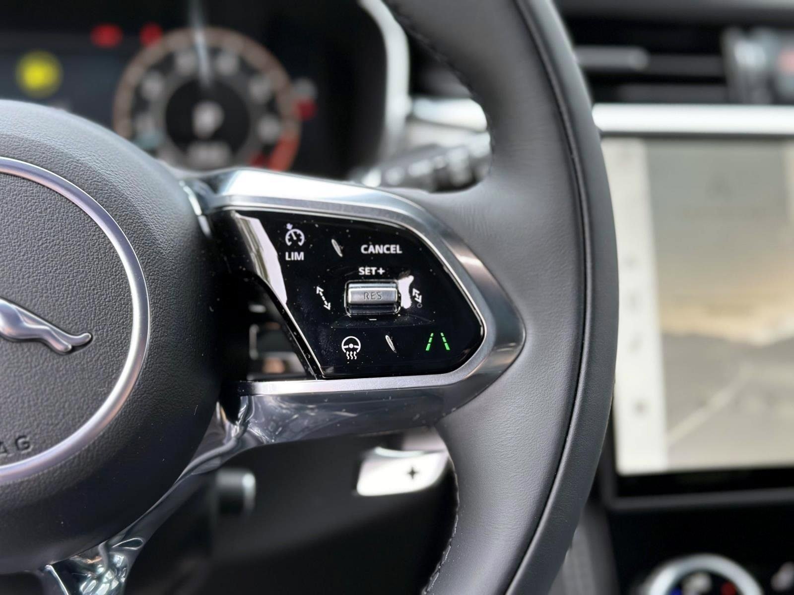 New 2026 Jaguar F-PACE R-Dynamic S AWD/4WD image 22