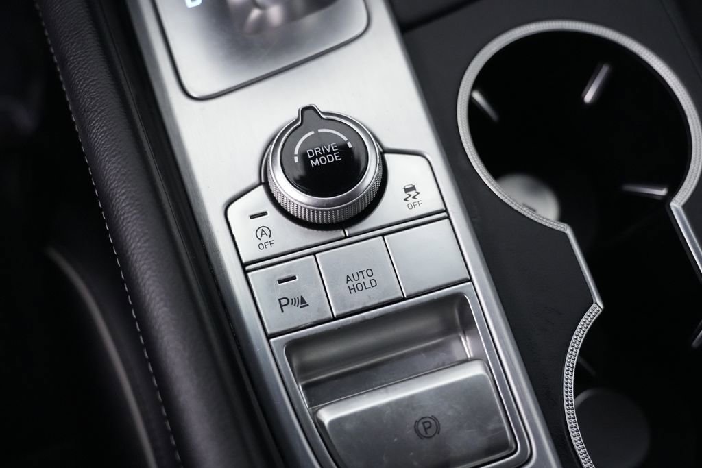 Used 2020 Genesis G70 2.0T w/ Elite Package image 62