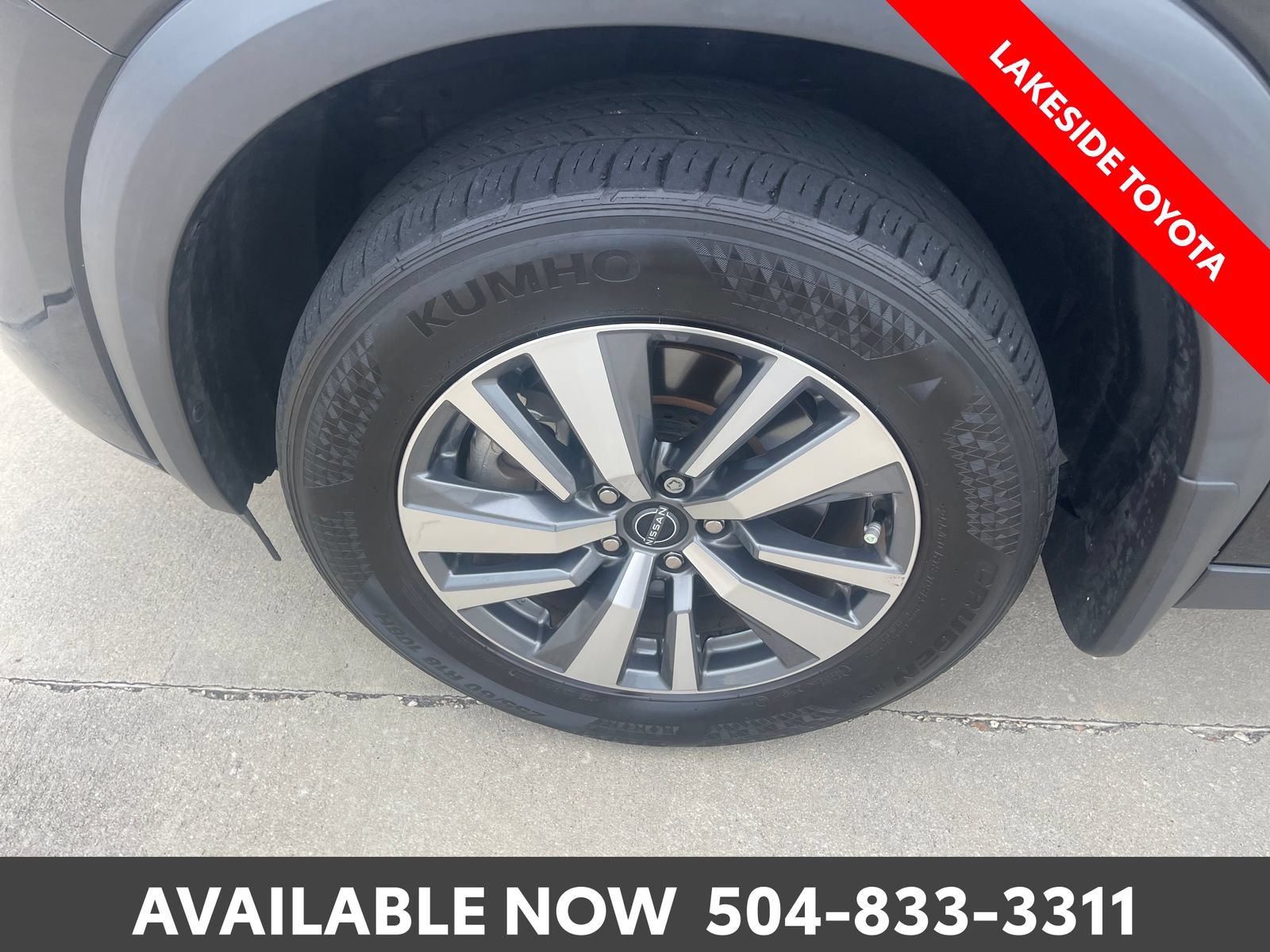 Used 2024 Nissan Pathfinder SL FWD image 13
