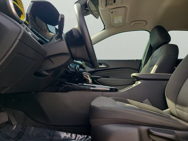 Used 2024 Chevrolet Trax LT w/ Driver Confidence Package FWD image 20