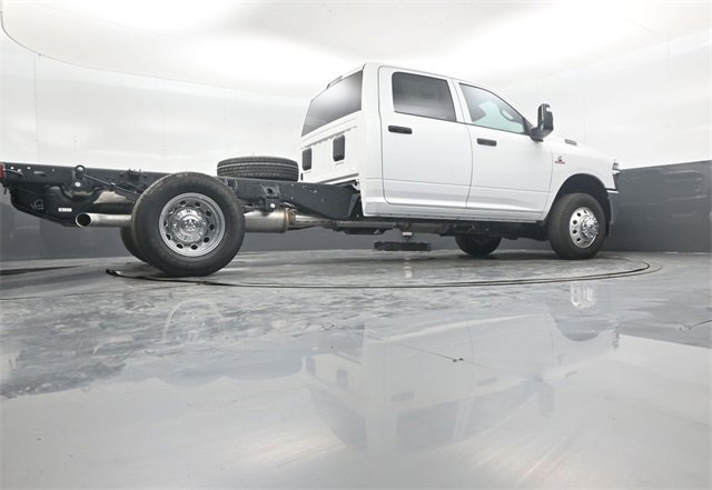 New 2026 RAM 3500 Tradesman w/ Chrome Appearance Group image 38