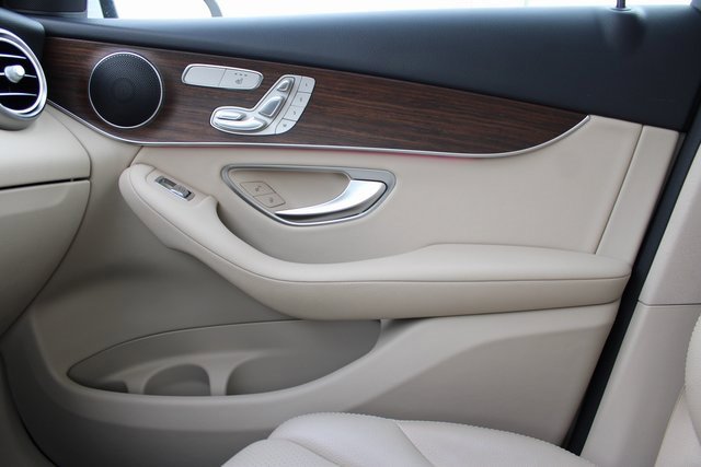 Used 2022 Mercedes-Benz GLC 300 4MATIC image 30