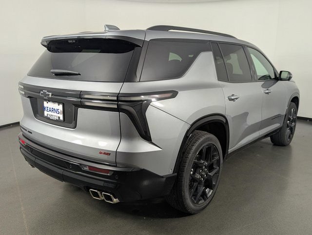 Used 2024 Chevrolet Traverse RS AWD/4WD image 7