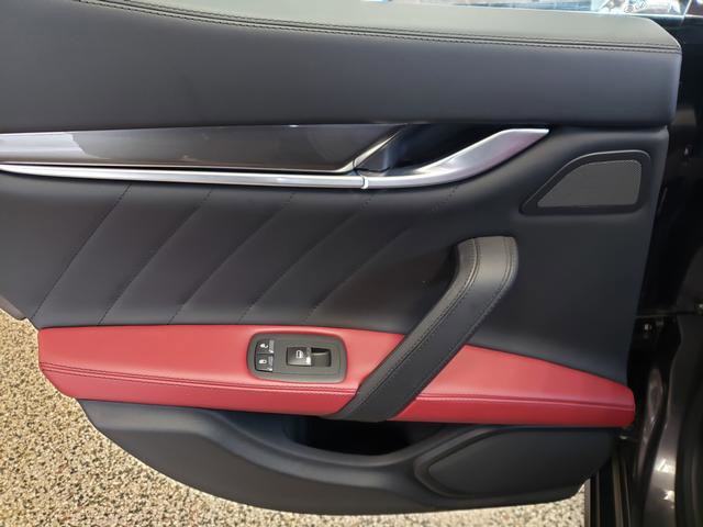 Used 2019 Maserati Ghibli S Q4 image 12