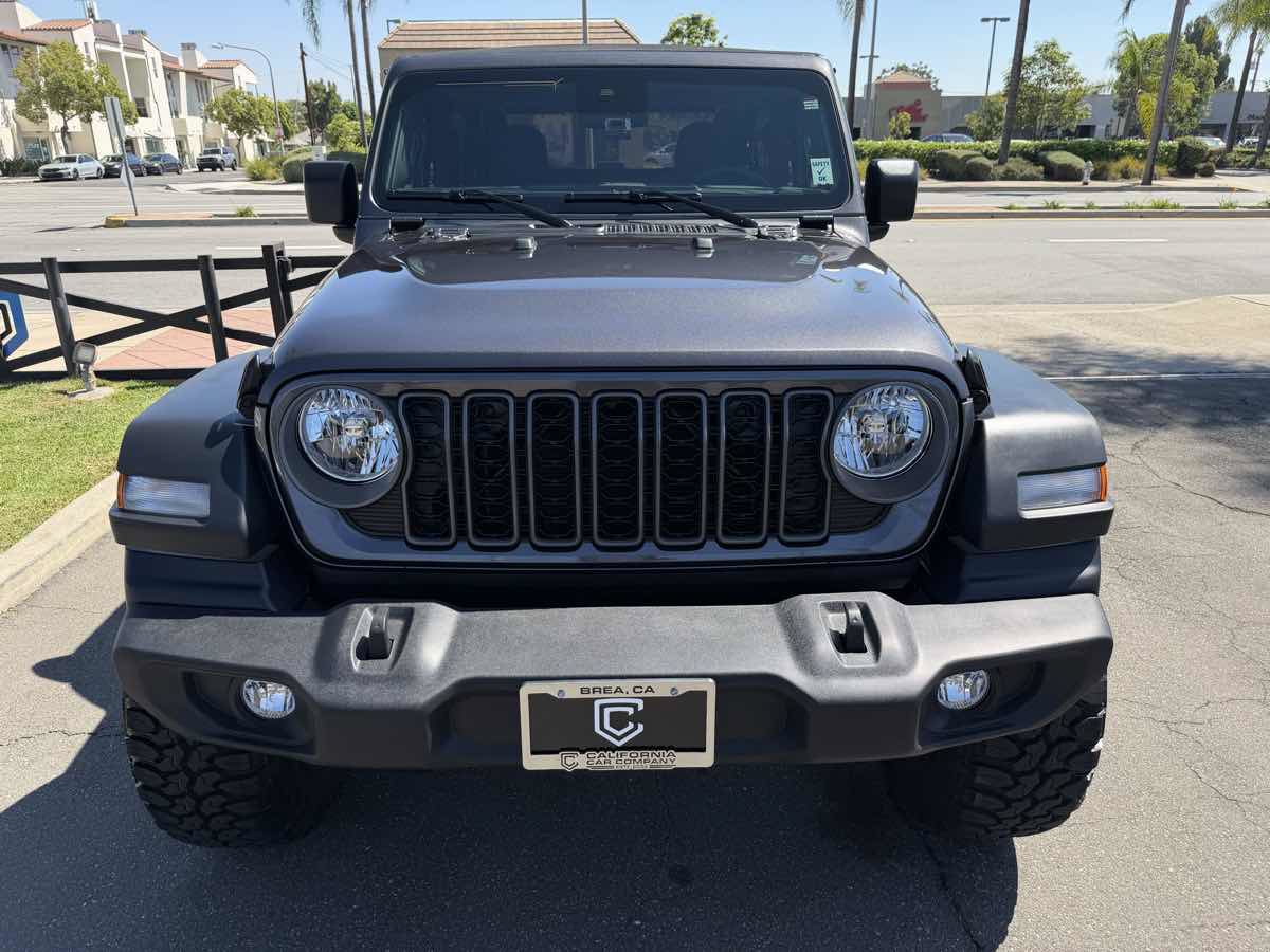 Used 2024 Jeep Wrangler Sport AWD/4WD image 11