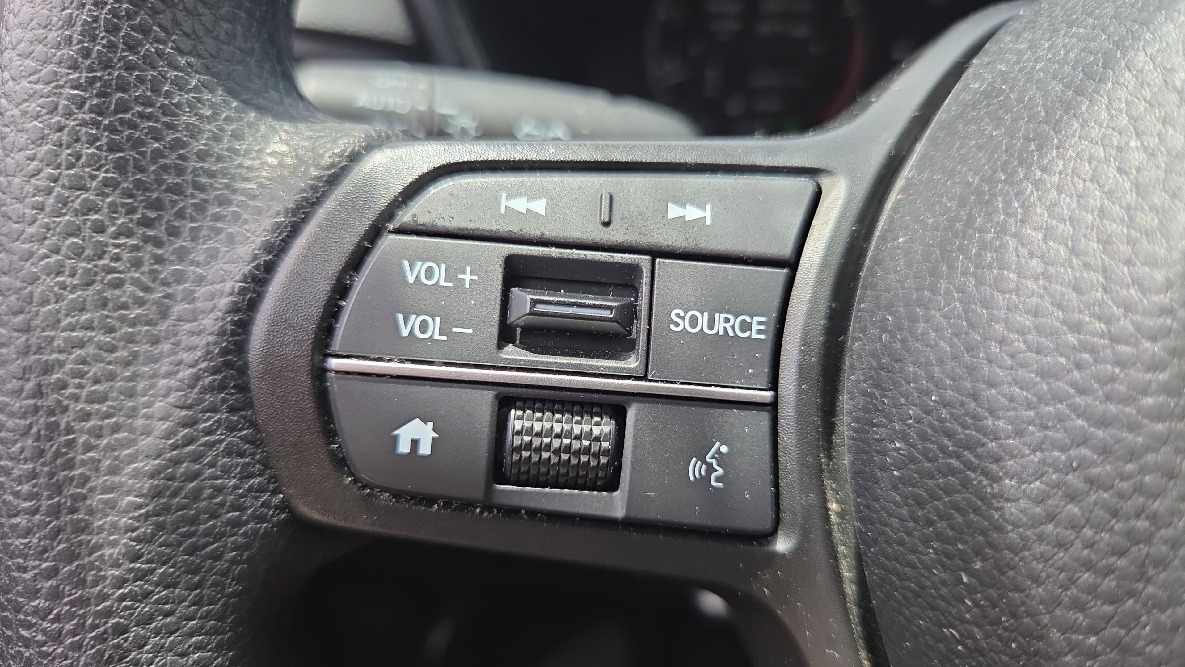 Certified 2025 Honda CR-V LX image 25