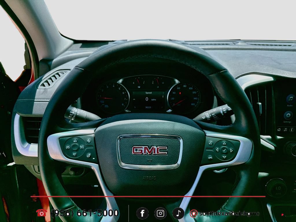 Used 2024 GMC Terrain SLT w/ Tech Package AWD/4WD image 14