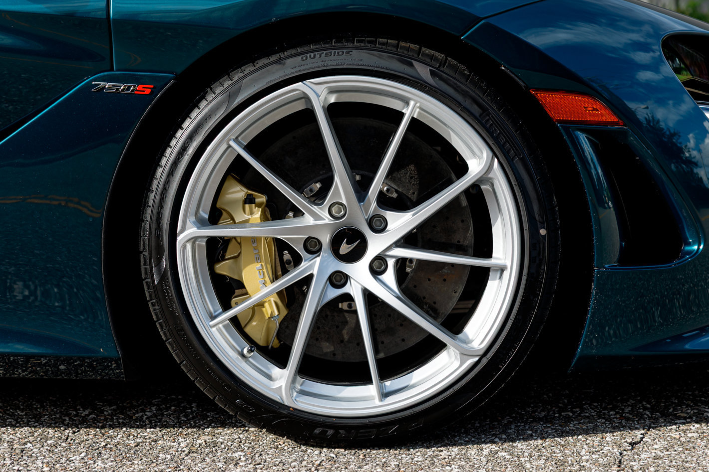 New 2027 McLaren 750S Spider RWD image 16