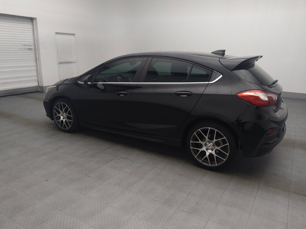 Used 2018 Chevrolet Cruze LT w/ RS Package FWD image 3
