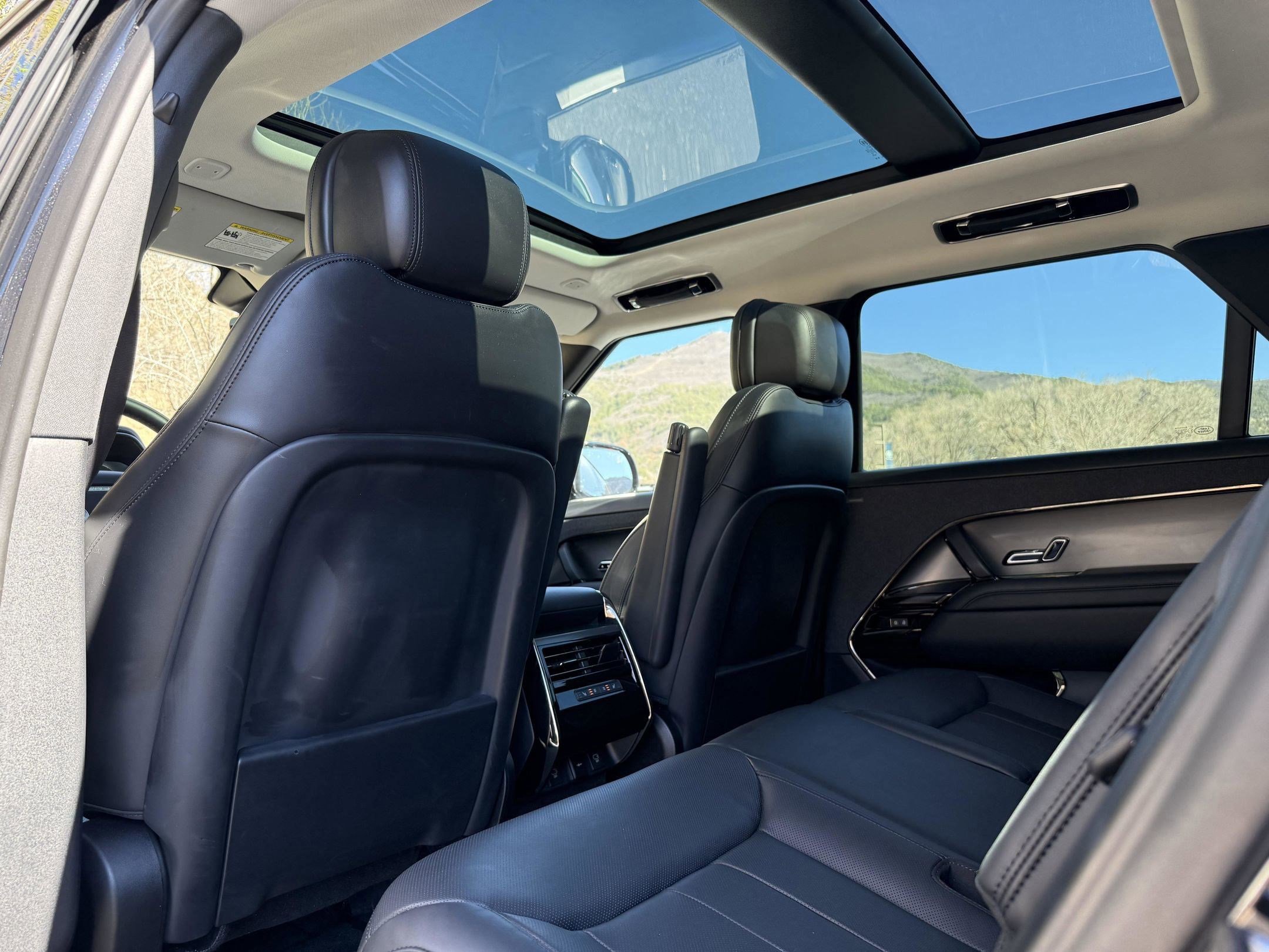 Certified 2024 Land Rover Range Rover Sport SE image 14