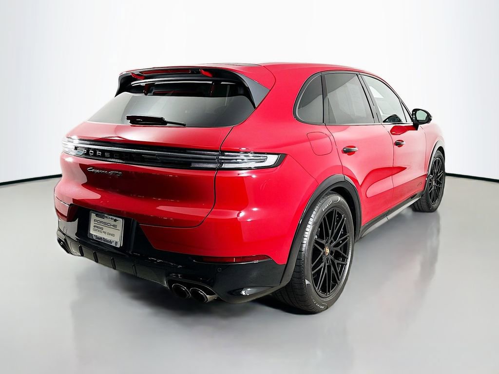 Used 2025 Porsche Cayenne GTS image 9