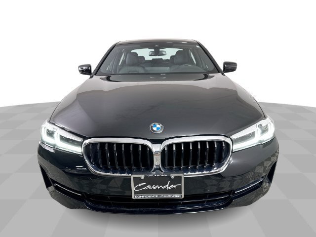 Used 2023 BMW 530i w/ Convenience Package RWD image 3