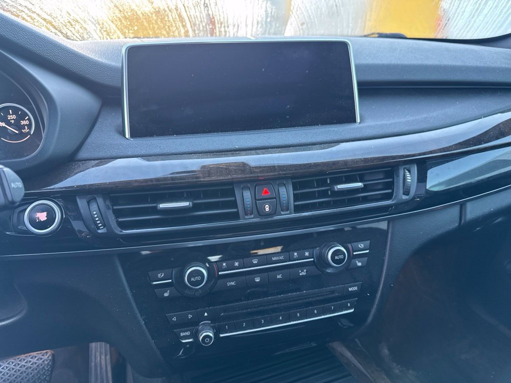 Used 2017 BMW X5 xDrive40e AWD/4WD image 8