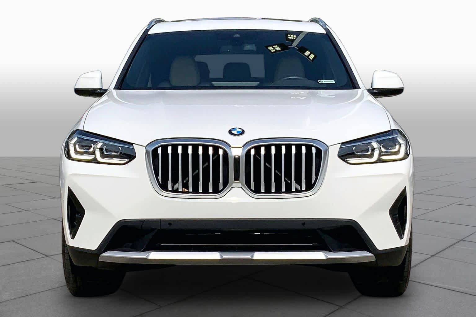 Used 2022 BMW X3 sDrive30i w/ Premium Package 2 (ZPA) RWD image 4