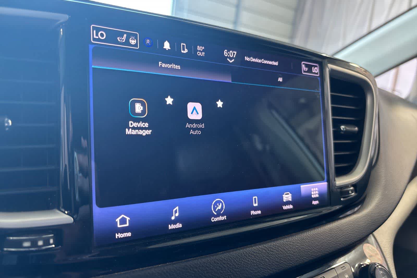 Used 2022 Chrysler Pacifica Touring-L FWD image 21