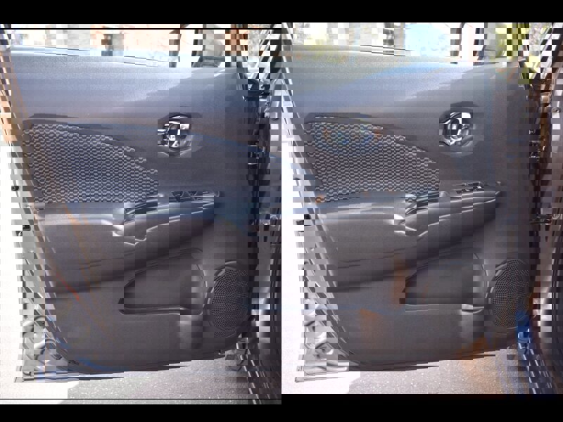 Used 2019 Nissan Versa Note SV image 17