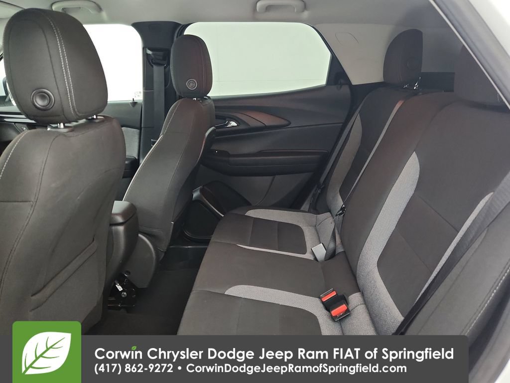Used 2025 Chevrolet TrailBlazer LT AWD/4WD image 28