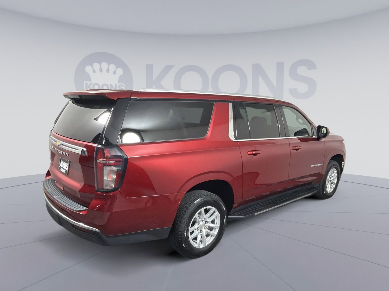 Used 2021 Chevrolet Suburban LS image 7