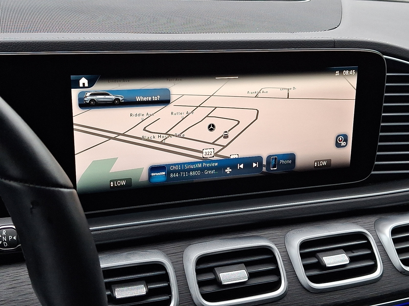 Used 2025 Mercedes-Benz GLS 450 4MATIC image 17