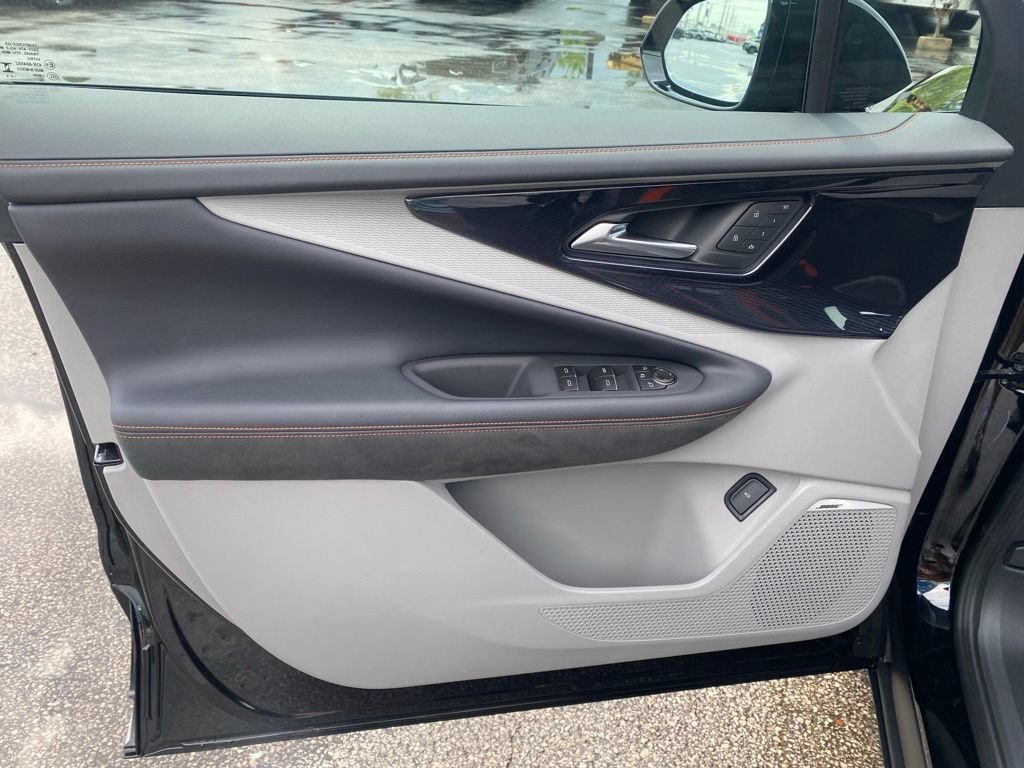New 2026 Chevrolet Blazer EV SS AWD/4WD image 9