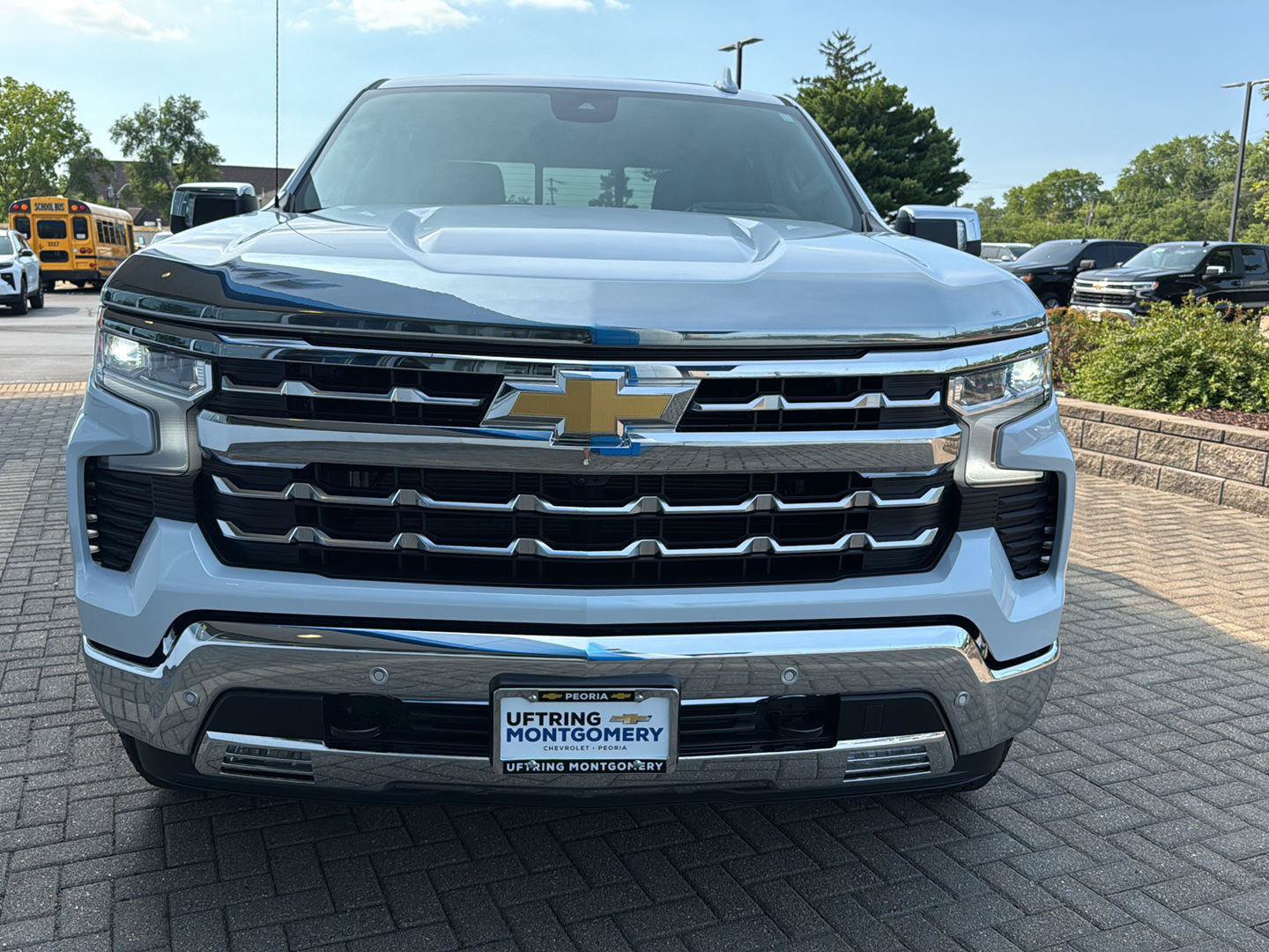 Used 2026 Chevrolet Silverado 1500 LTZ w/ LTZ Premium Package AWD/4WD image 8