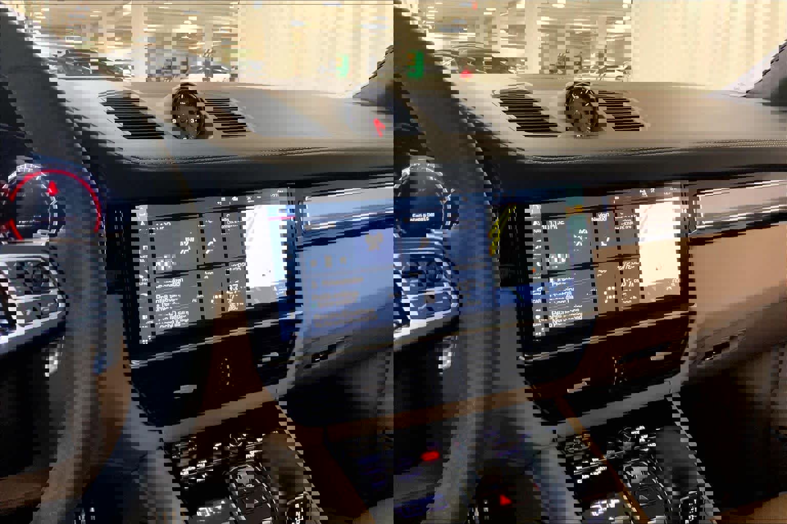 Used 2020 Porsche Cayenne Turbo image 6