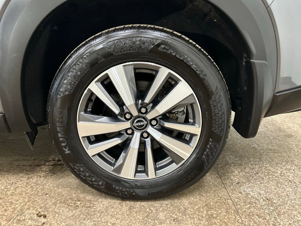 Used 2024 Nissan Pathfinder SL image 27