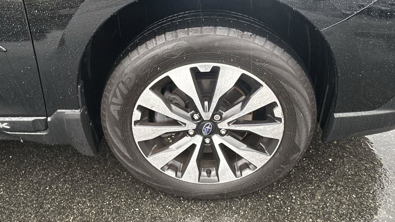 Used 2017 Subaru Outback 3.6R Limited AWD/4WD image 12