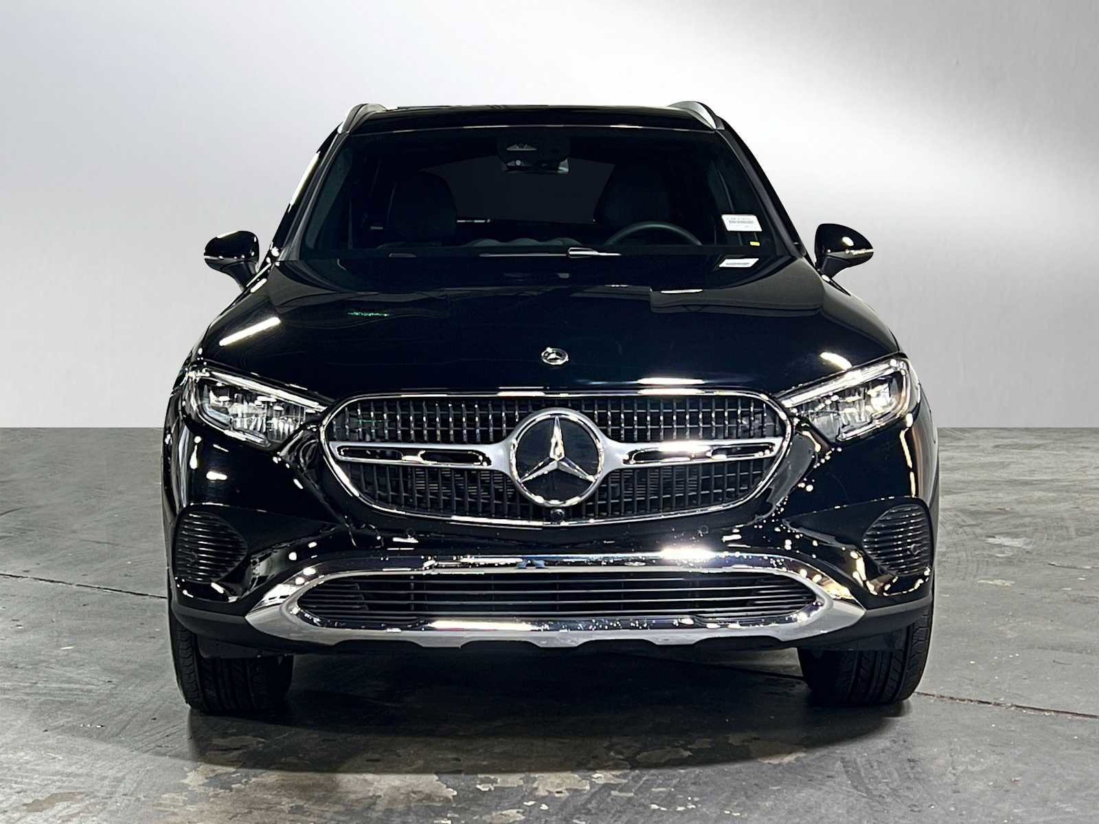 Certified 2025 Mercedes-Benz GLC 300 4MATIC image 8