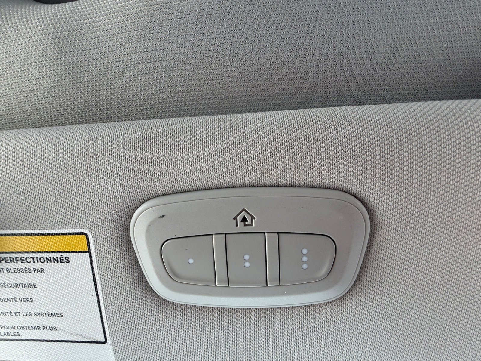 Used 2022 Jeep Cherokee Latitude Lux w/ Sun & Sound Group image 24