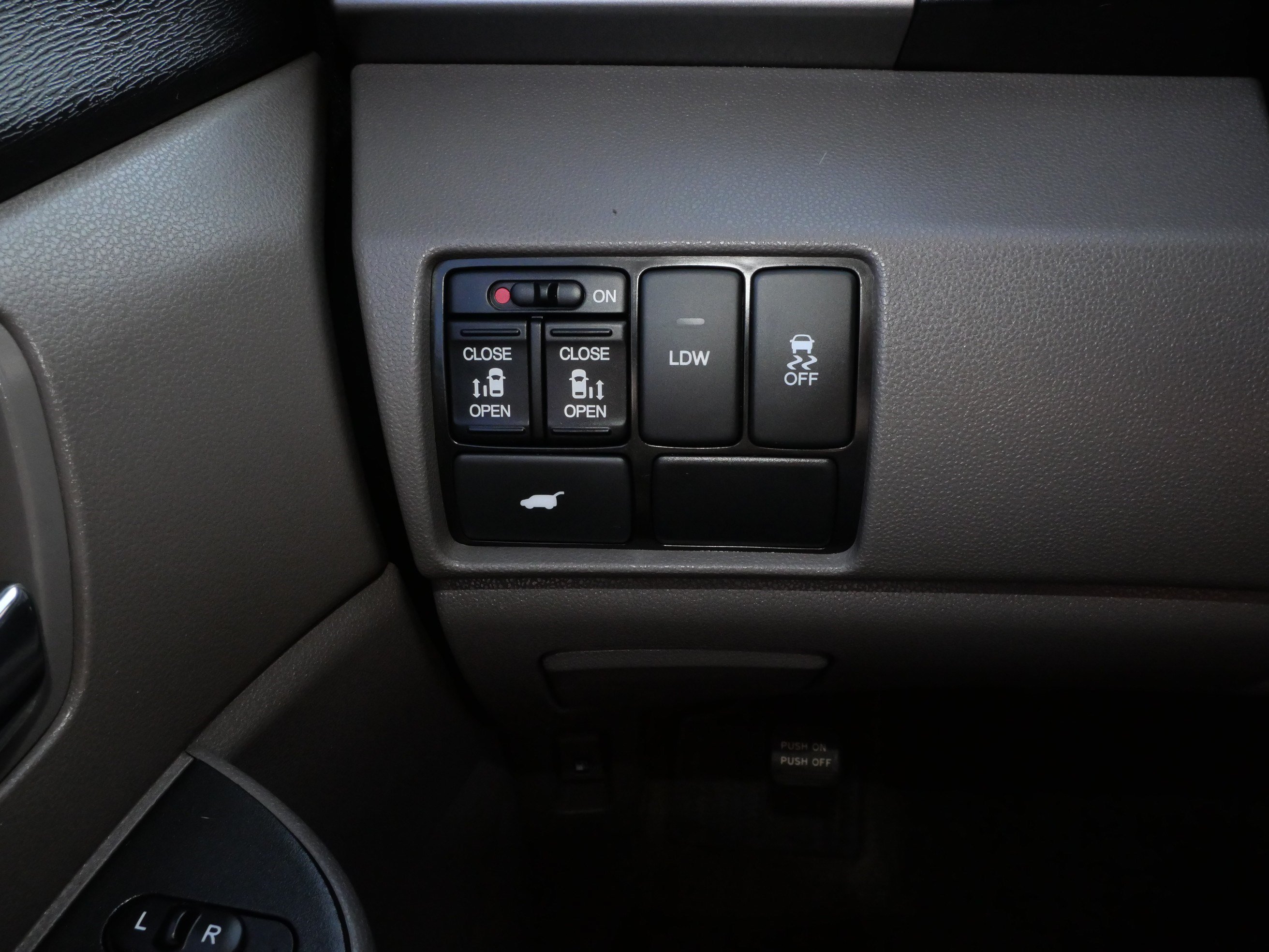 Used 2016 Honda Odyssey EX-L image 26