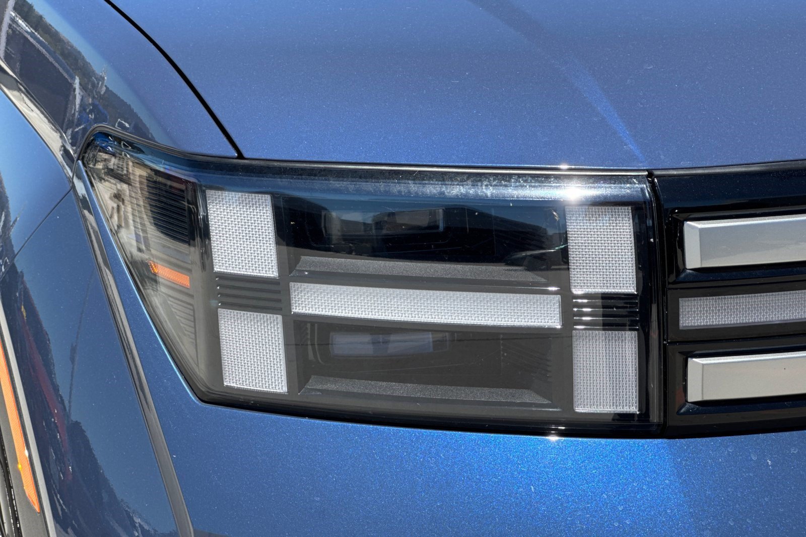 Used 2026 Hyundai Santa Fe SEL AWD/4WD image 12