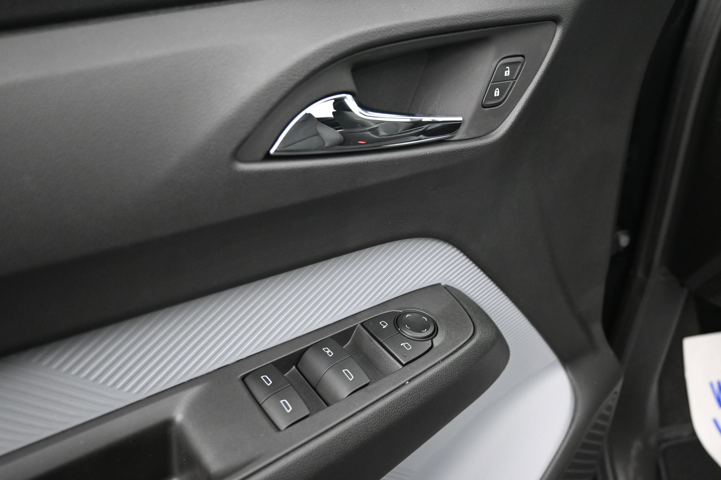 New 2027 Chevrolet Bolt RS w/ Technology Package FWD image 25
