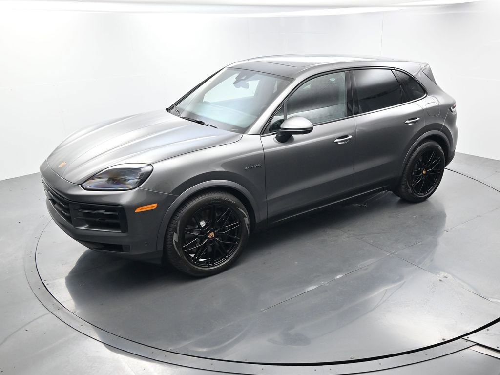 Certified 2026 Porsche Cayenne E-Hybrid AWD/4WD image 33