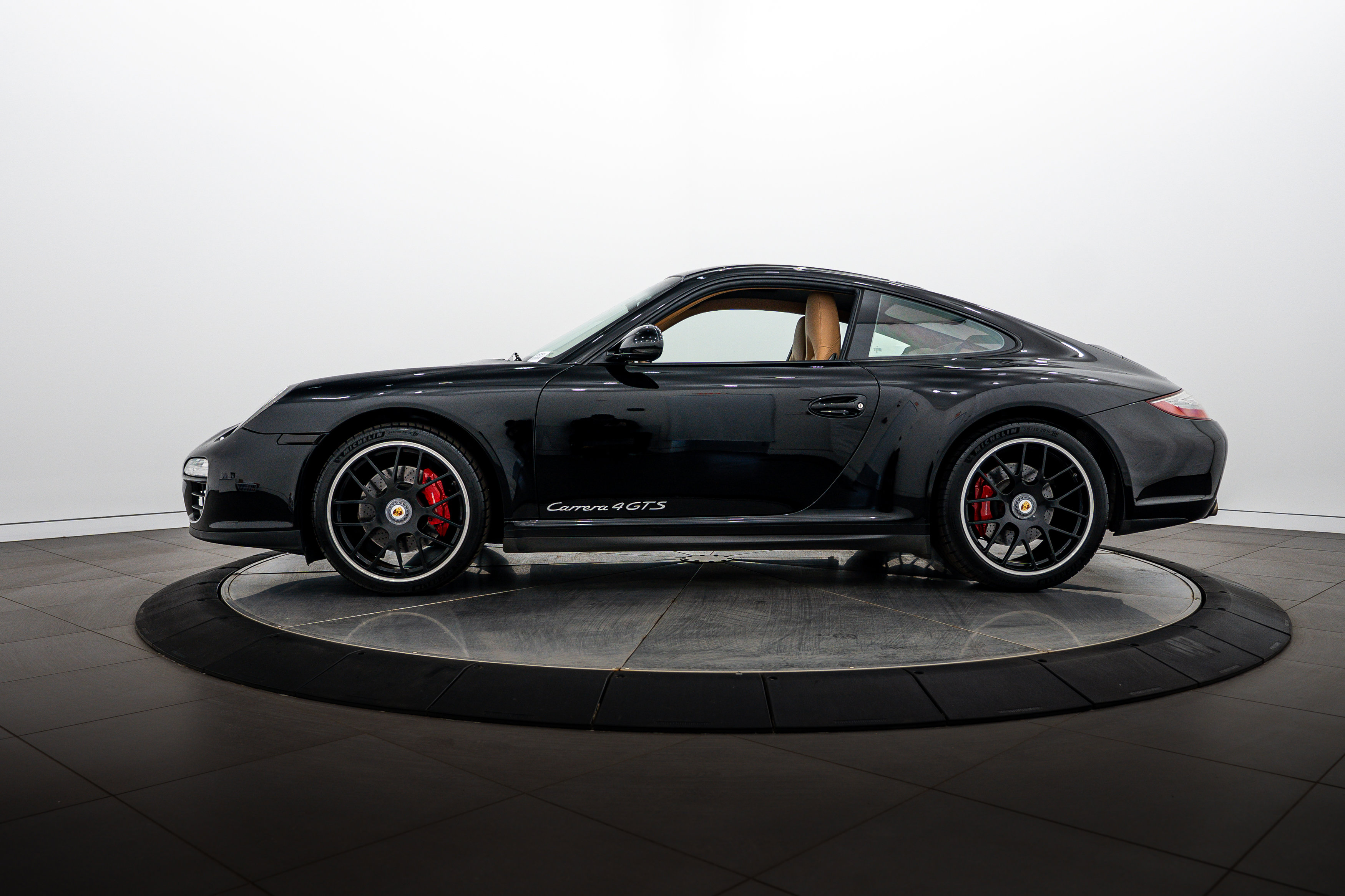 Used 2012 Porsche 911 GT3 RS image 2