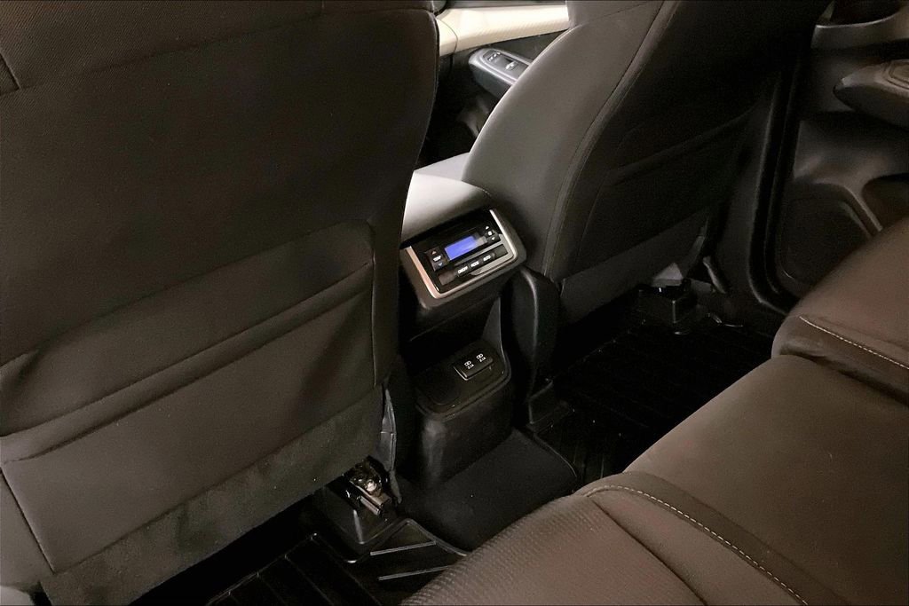Used 2020 Subaru Ascent Premium w/ Convenience Package AWD/4WD image 10
