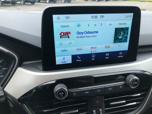 Used 2022 Ford Escape SEL image 10