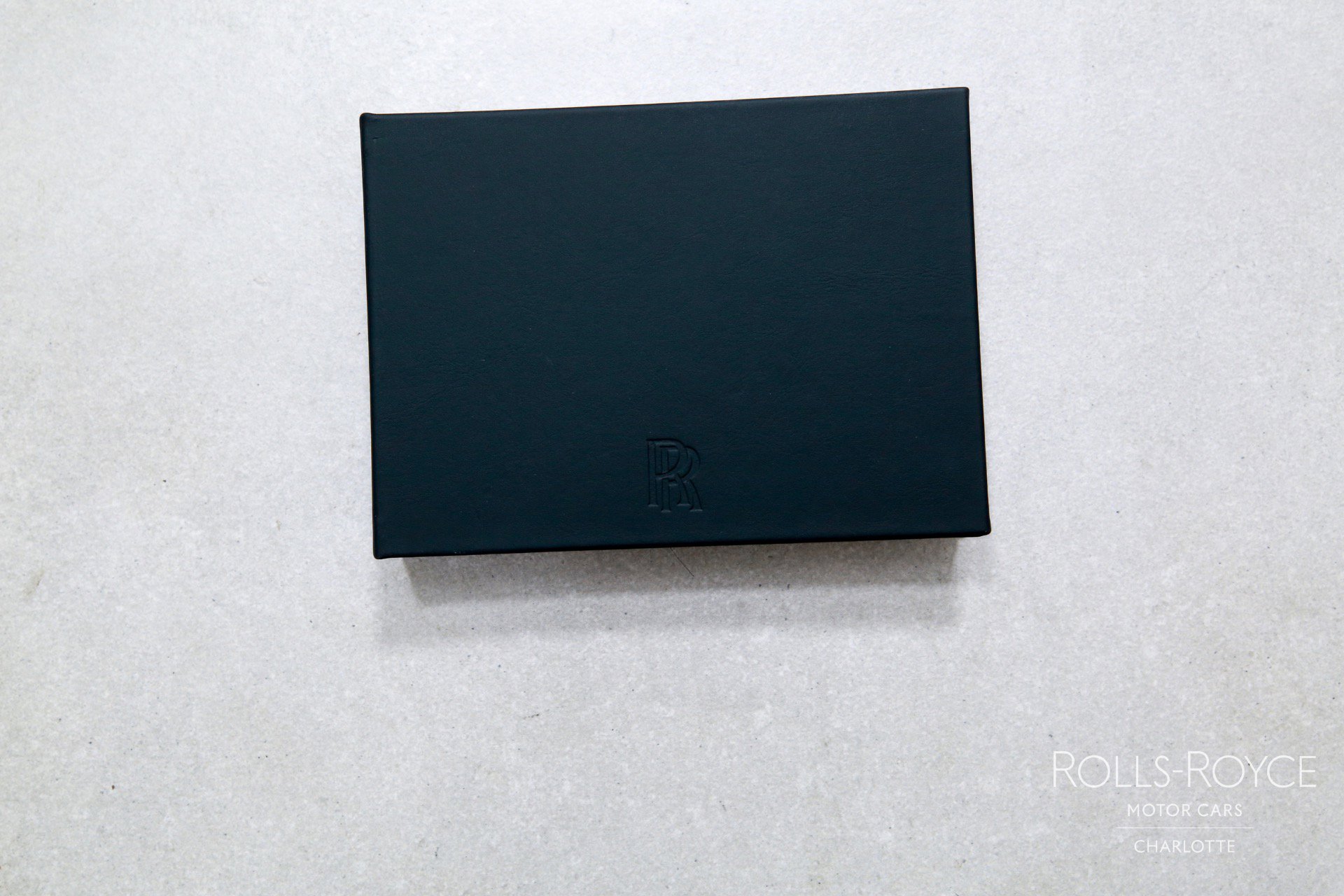 New 2025 Rolls-Royce Spectre Black Badge w/ Spectre Enhancement Package image 31