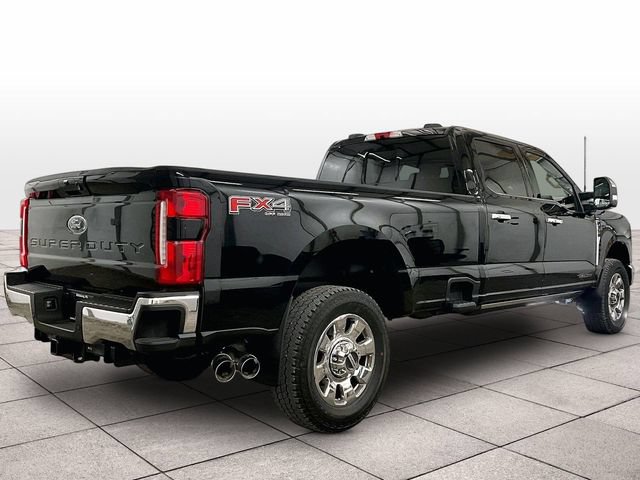 Used 2026 Ford F350 Lariat w/ Lariat Ultimate Package AWD/4WD image 11