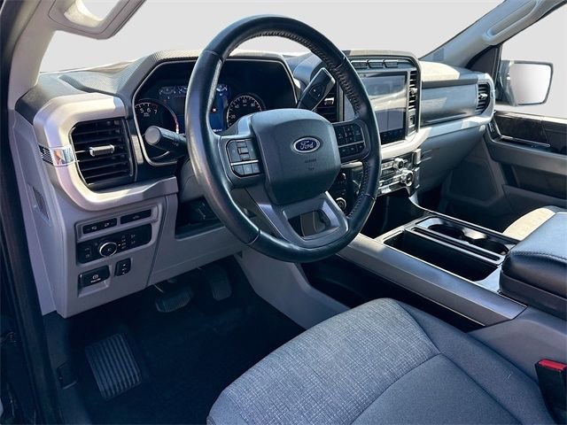 Used 2022 Ford F150 XLT w/ Equipment Group 302A High image 9