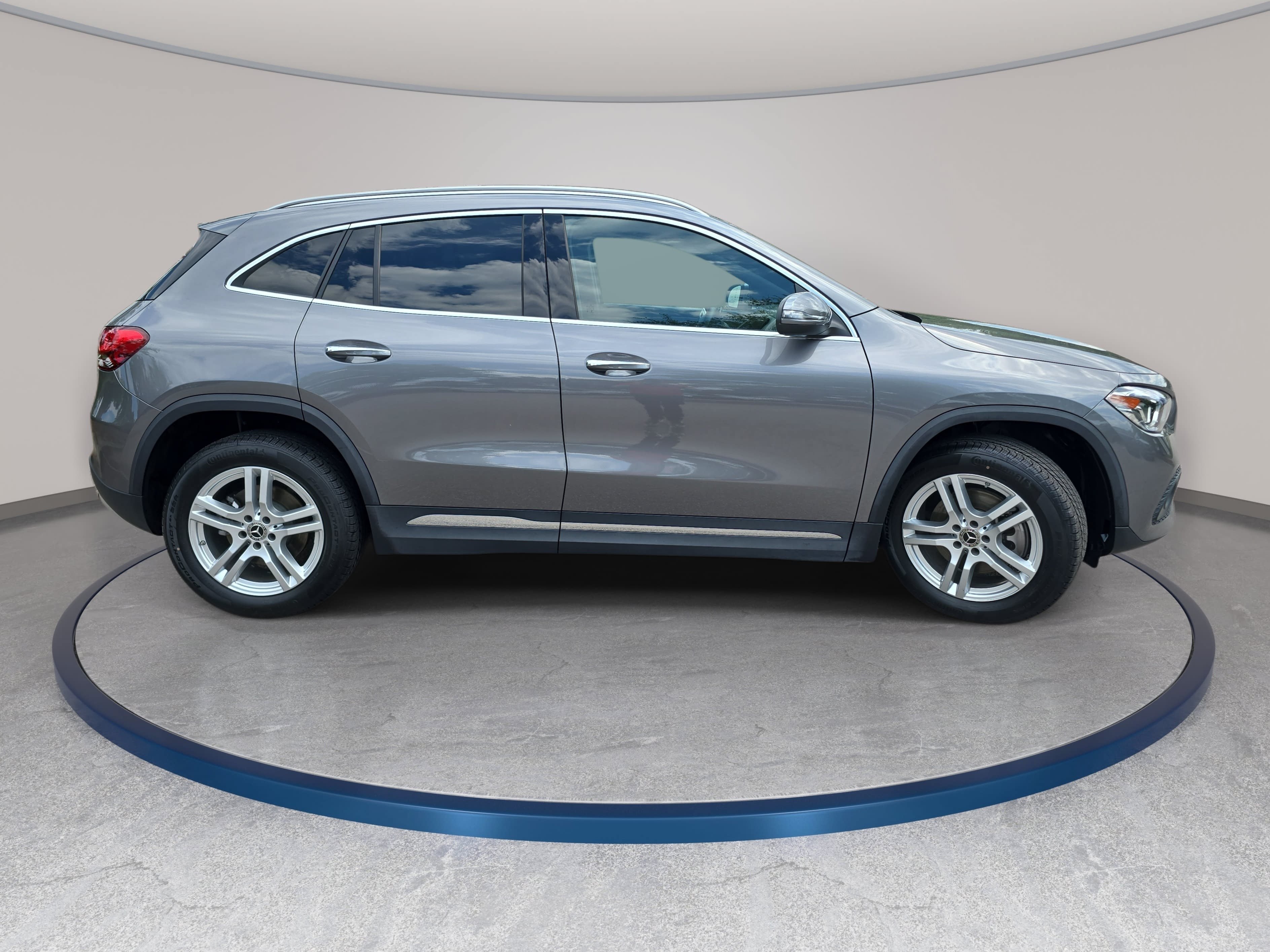 Used 2023 Mercedes-Benz GLA 250 image 4