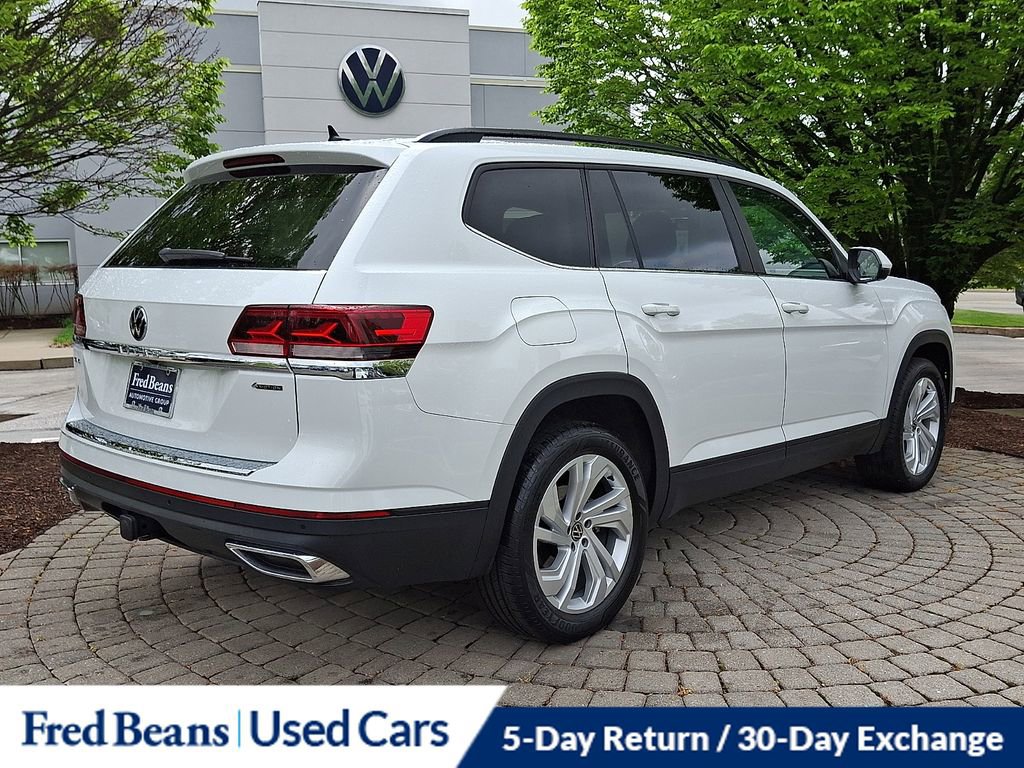 Certified 2023 Volkswagen Atlas SE w/ Panoramic Sunroof Package AWD/4WD image 6