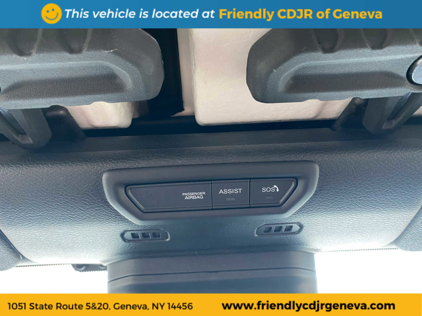 Used 2023 Jeep Wrangler Unlimited Rubicon w/ Steel Bumper Group image 18