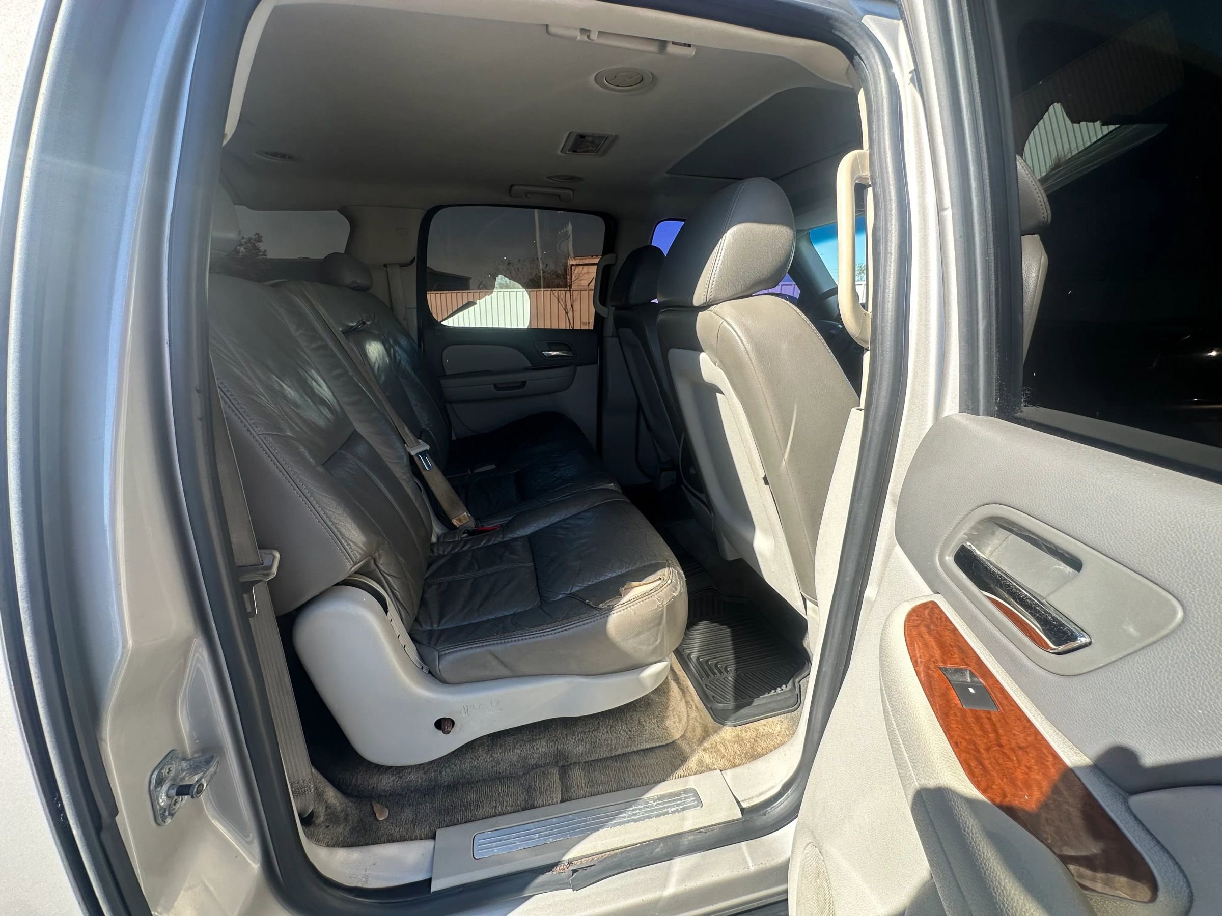 Used 2007 GMC Yukon XL SLE image 14