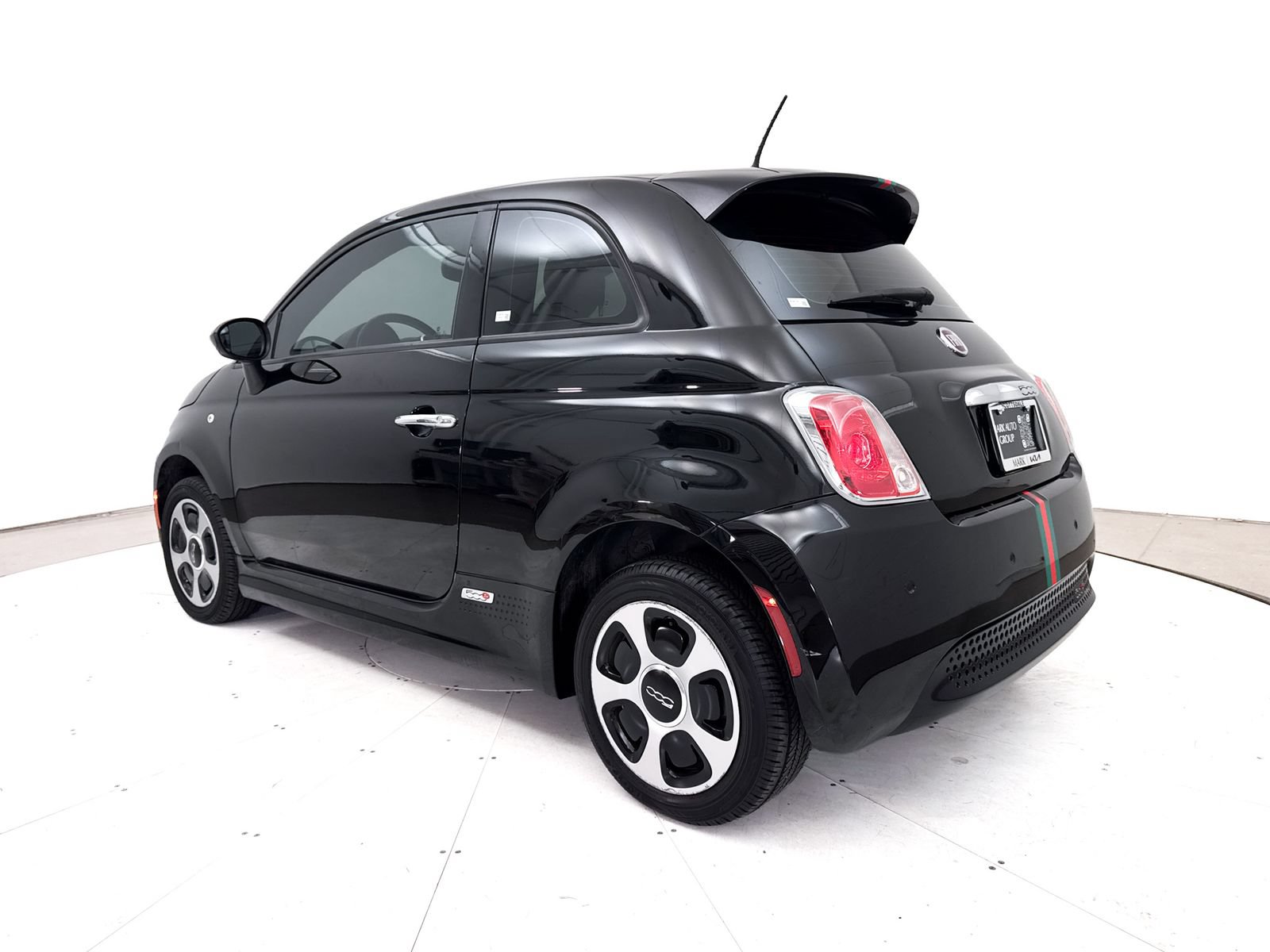 Used 2017 FIAT 500 e FWD image 12