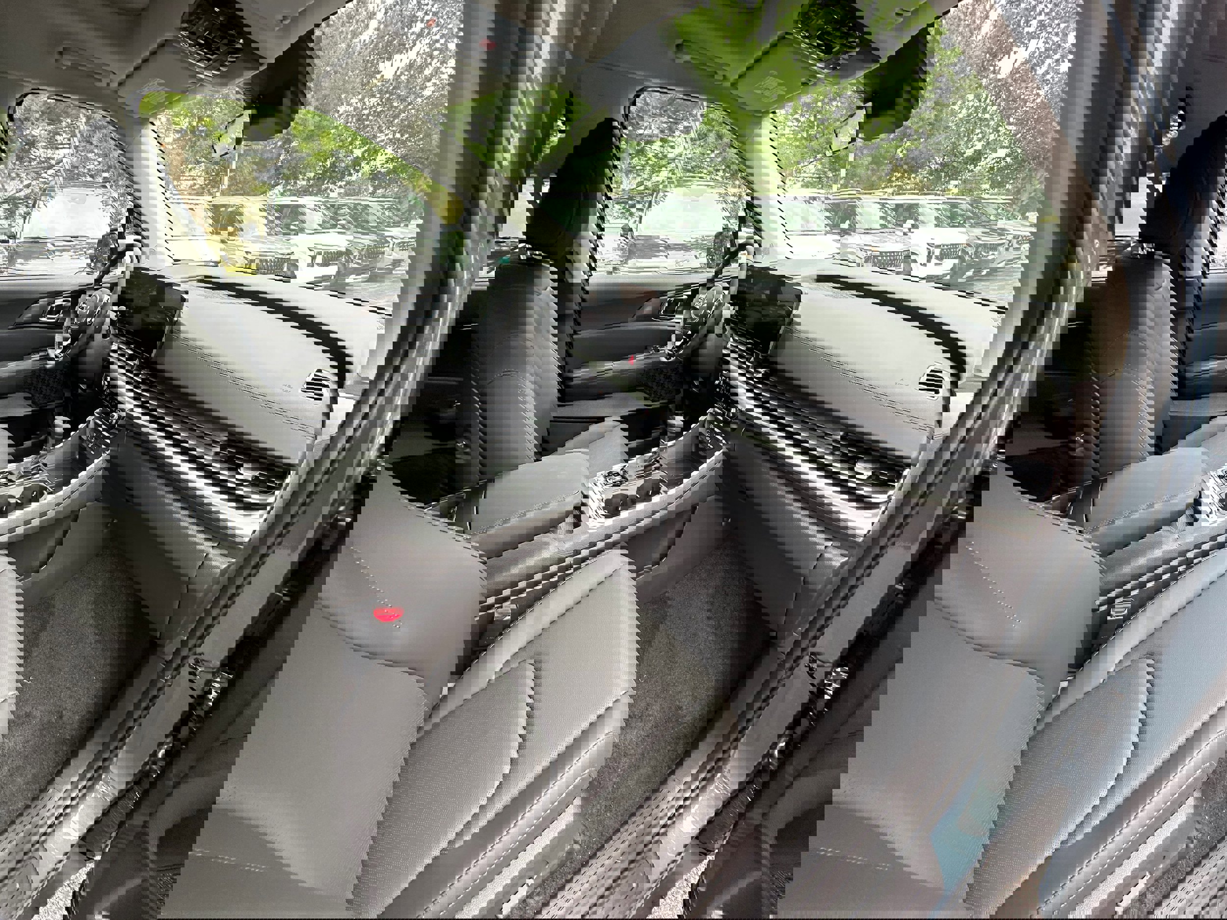 New 2026 Kia Carnival SX w/ SX Dark Edition Package image 30