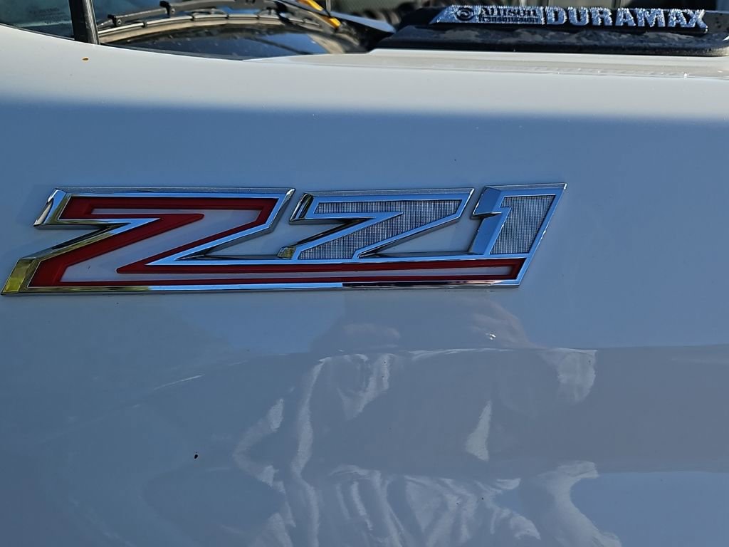 Used 2024 Chevrolet Silverado 2500 LT image 13